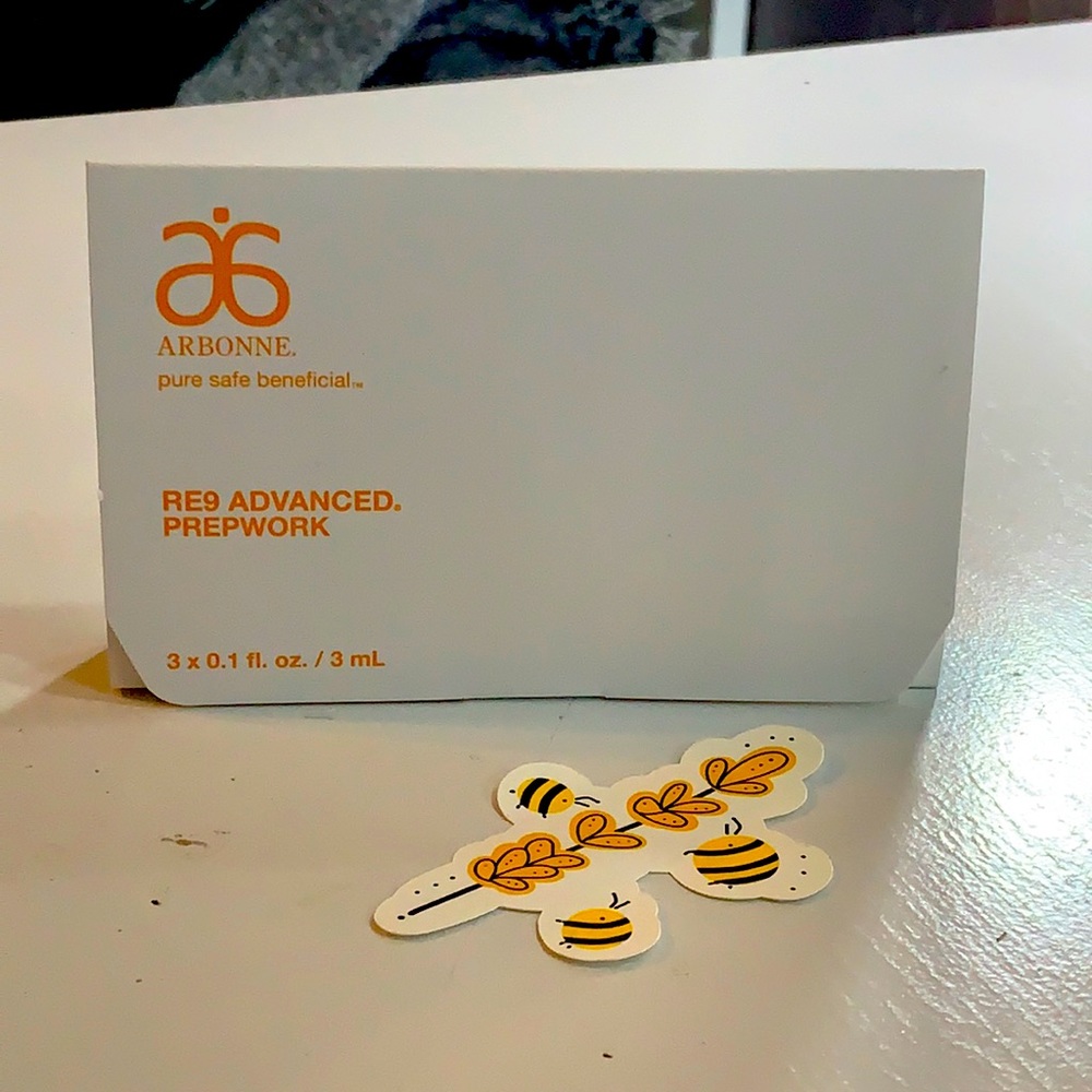 sample kit with cleaning-hydrating-SPF 30